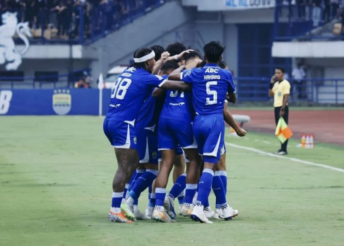 Persib Tekuk PSIM, Kokoh di Puncak