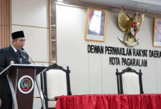 Pastikan Seragam Sekolah Gratis Terealisasi Juni