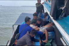 Nahkoda KM Kurnia Dievakuasi Ditpolairud dalam Kondisi Meninggal