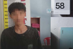 Ambil Handphone Yang Sedang Jatuh, Pemuda ini Ditangkap Polisi