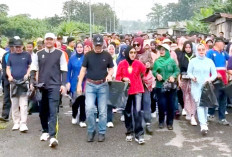 TP PKK Peringati Kartini dengan Plogging Run Berkebaya