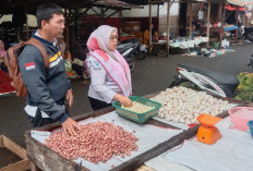 Jelang Nataru, Stok Bahan Pokok Aman