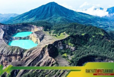 Keajaiban Danau Kelimutu: Harmoni Alam dan Kisah Rahasia Magis dari Tiga Danau Ajai.