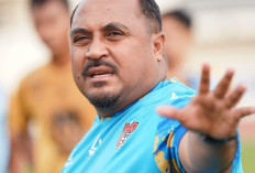 Semen Padang Resmi Tunjuk Imran Nahumarury 
