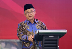 Kebijakan Revolusioner Abdul Mu’ti: Guru Libur Sehari Tiap Pekan, Bukan Santai Tapi untuk Masa Depan Bangsa!