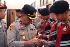 Wakapolres Cek Ponsel Personel Polres Pagaralam 