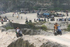 Bukit Jaddih Ramai Pengunjung di Sore Lebaran, Spot Foto hingga Kolam Langit Jadi Favorit!