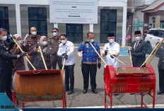 Kejari Empat Lawang Musnahkan Barang Bukti Narkotika dan Sajam, Bupati Joncik: Semoga Kriminalitas Menurun