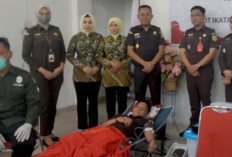 Gelar Donor Darah dan Kunjungi Posyandu