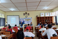 Patut Dicontoh! Bapas Lahat Sosialisasikan Bahaya Bullying dan Aspek Hukumnya dalam MPLS SMP IT Ar Raihan Paga