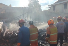 Dengar Suara Teriakan Anak Api Membesar, Hanguskan Satu Rumah di 14 Ulu