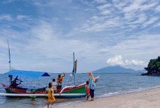 Keindahan Tersembunyi di Situbondo: Pantai Tampora, Destinasi Keluarga yang Menawan