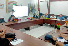 Pendukung Dibatasi dan Keamanan Diperketat
