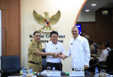 Bahas Potensi Daerah dan Tantangan Digitalisasi