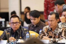 Hadiri Pembahasan Pengentasan Kemiskinan