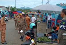 Jembatan Jadi Pasar Dadakan Usai Kebakaran