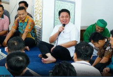 Hangat dan Tanpa Sekat, Gubernur Herman Deru Dialog Akrab dengan Pegawai Usai Shalat Jumat