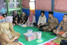 Pj Bupati Bertakziah ke Rumah Duka Korban Hanyut