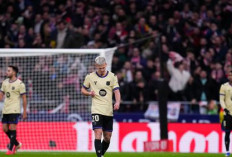 Barcelona Pertimbangkan Protes Wasit Usai Dibantai Atletico