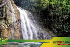 Wisata Menarik! Air Terjun Wafsarak di Papua Barat