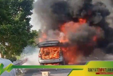 Kebakaran Maut di Tol Solo-Ngawi: Minibus Pengantar Jenazah Ludes Terbakar dalam Sekejap