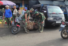 Anggota TNI Turun ke Pasar Lematang