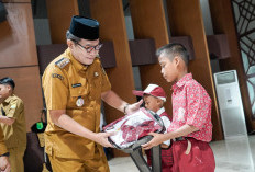 Hardiknas 9.534 Siswa SD dan SMP Terima Bantuan Seragam Gratis