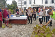 Operasi Pasar LPG 3 Kg, 560 Tabung Gas Ludes