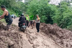 Longsor, Pengendara Himbau Pilih Jalur Alternatif