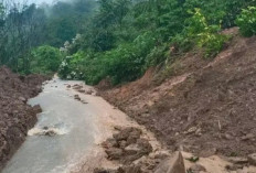 Longsor di Empat Lawang Lumpuhkan Lalu Lintas Jalan Poros Tebing Tinggi-Pendopo