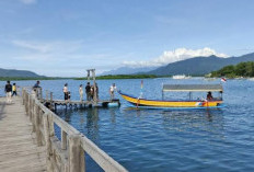 Teluk Gilimanuk Diserbu Wisatawan Saat Libur Lebaran, Laut Tenang Jadi Daya Tarik Utama