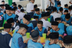 Aturan Makan Bergizi Gratis di Pesantren: Etika, Karakter, dan Jadwal Pembagian