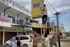 Bapenda Pasang Stiker Belum Lunas Pajak