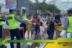 Melalui SatLantas, Polres Empat Lawang Gelar Program Makan Gratis