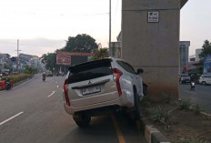 Pajero Sport Ringsek Hantam Tiang LRT