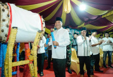 Ribuan Warga Sambut Lebaran Idul Fitri dengan Sukacita