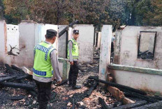 Kebakaran Hebat Landa Rumah PNS di Desa Linggar Jaya, Kikim Timur