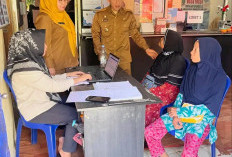Pj Bupati Tinjau Langsung Pelayanan Publik di Dinas Sosial