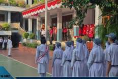 Kebijakan Pagi Ceria dan Upacara Bendera Warnai Hari Pertama Semester Baru, Mendikdasmen: Awali dengan Semanga