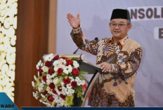 Kemendikdasmen Siapkan 47 Ribu Dosen CPNS hingga 2030, Dosen PNS Pensiun Bakal Mengajar di PTS