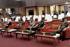 Wakapolres Hadiri Rapat Paripurna DPRD Mura untuk Mendengarkan Pidato Kenegaraan Presiden pada HUT RI Ke-79