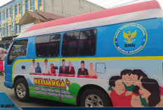 BNNK Empat Lawang Tampil di Karnaval HUT RI ke-80 dengan Mobil Hias Anti Narkoba
