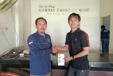 Media REL Serahkan Hadiah Pemenang Lomba Fotografi Polisi Inspiratif