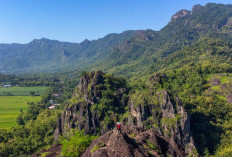 Gunung Sepikul, Destinasi Favorit untuk Menikmati Keindahan Sunrise di Sukoharjo