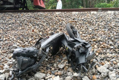 Dua Petani Tewas Mengenaskan Dihantam KA Bukit Serelo