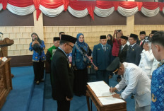 Bupati Empat Lawang Dr. H. Joncik Muhammad Lantik Puluhan Pejabat, Perkuat Kinerja Pemerintahan