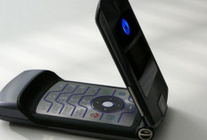 Motorola Razr V3: Ponsel Tipis yang Bikin Dunia Terpukau Lagi