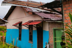 Puting Beliung, Atap Rumah Warga Prabujaya Terangkat 