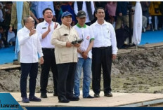 Heboh! Prabowo Tanam Padi Pakai Drone di Sumsel, Sehari Bisa Capai 25 Hektare!