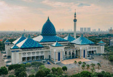 Menelusuri Keindahan Spiritual di Masjid Al-Akbar, Ikon Religi Surabaya